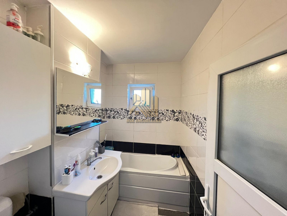 Apartament 4 camere Bartolomeu