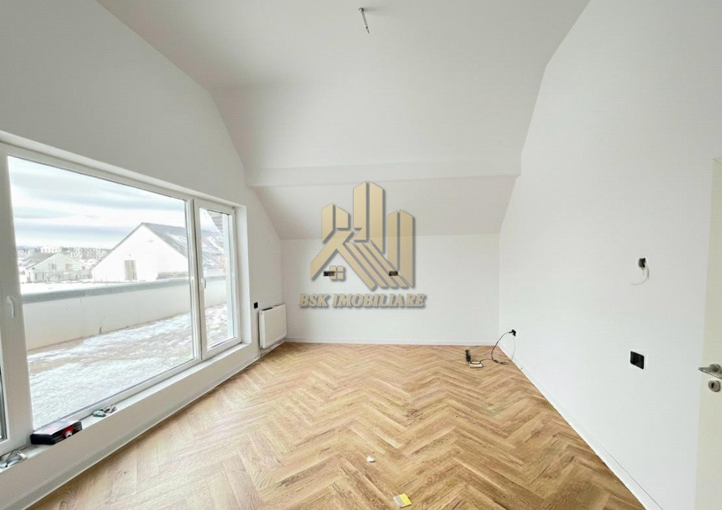 Apartament Penthouse 3 camere Tractorul