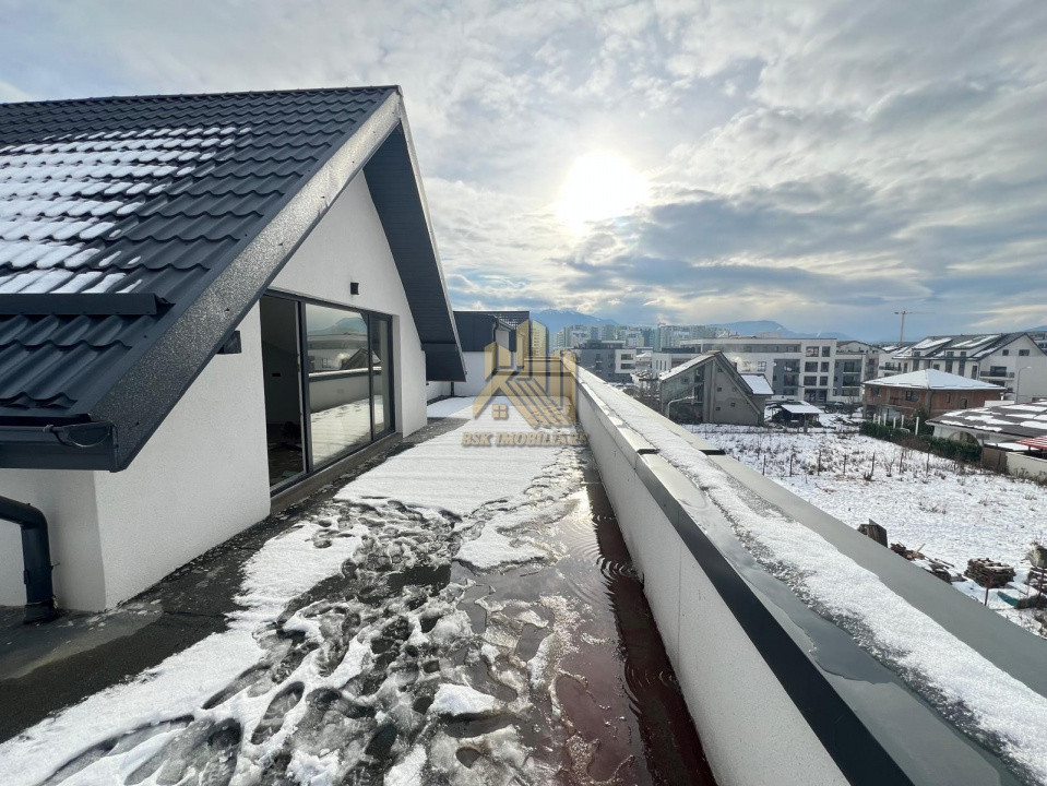 Apartament Penthouse 3 camere Tractorul