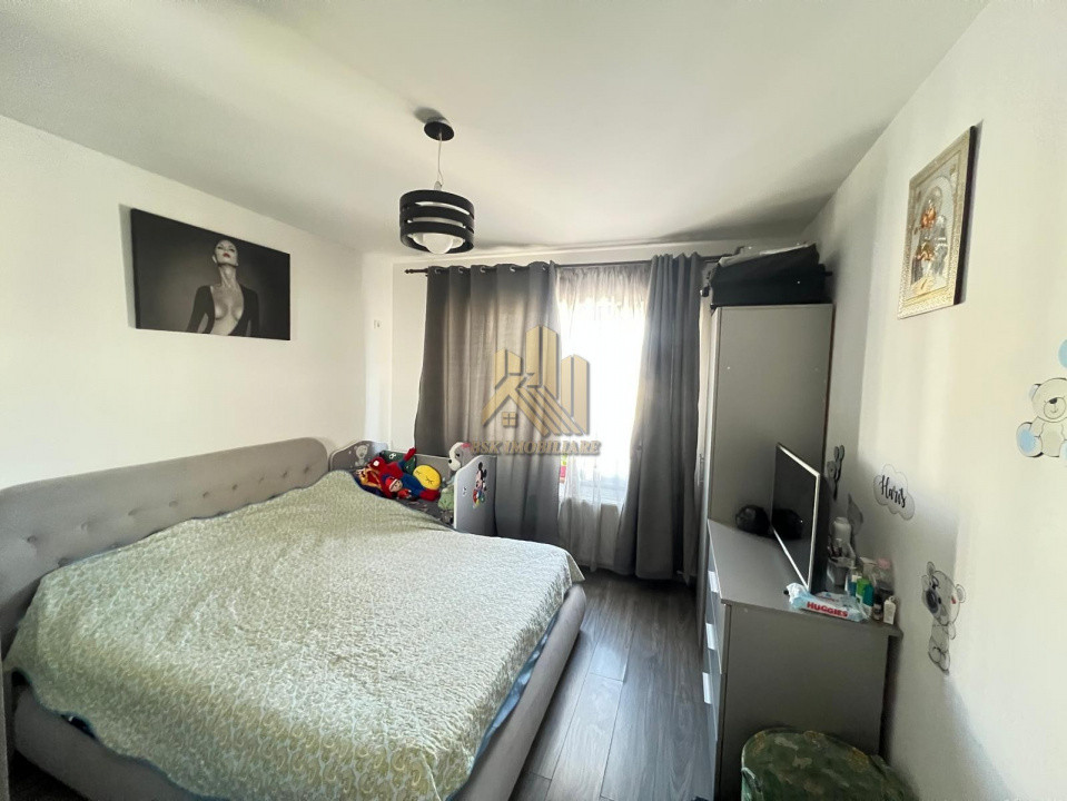 Apartament 3 camere Sanpetru Residence