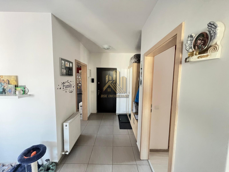 Apartament 3 camere Sanpetru Residence