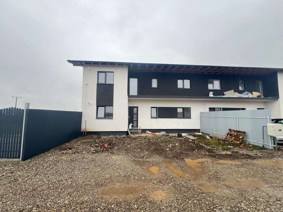 Apartament-la-casa-3Camere-77mp-Curte-165mp-Izvor-Tarlungeni-Brasov