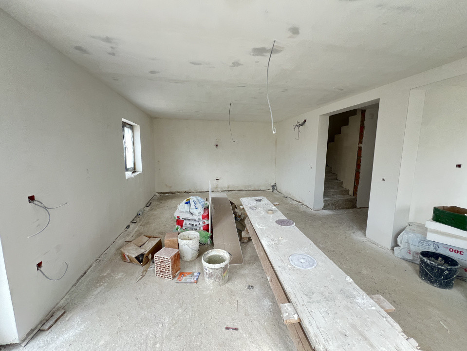 Casa-Duplex-129mp-Utili-250mp-Curte-Izvor-Tarlungeni