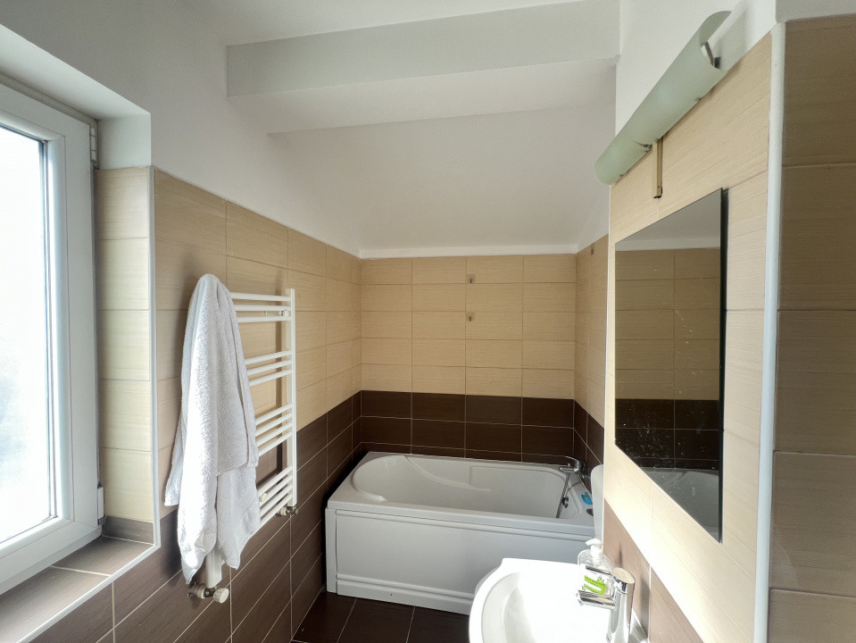 Apartament-2-Camere-55mp-Semidecomandat-Parcare-Sanpetru-Brasov