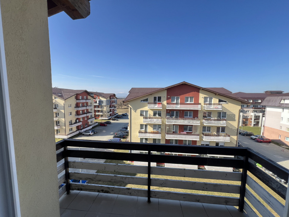 Apartament-2-Camere-55mp-Semidecomandat-Parcare-Sanpetru-Brasov