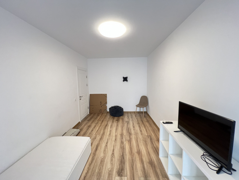 Apartament-2 camere-decomandat-mobilat-utilat-etaj 1-parcare-2 balcoane