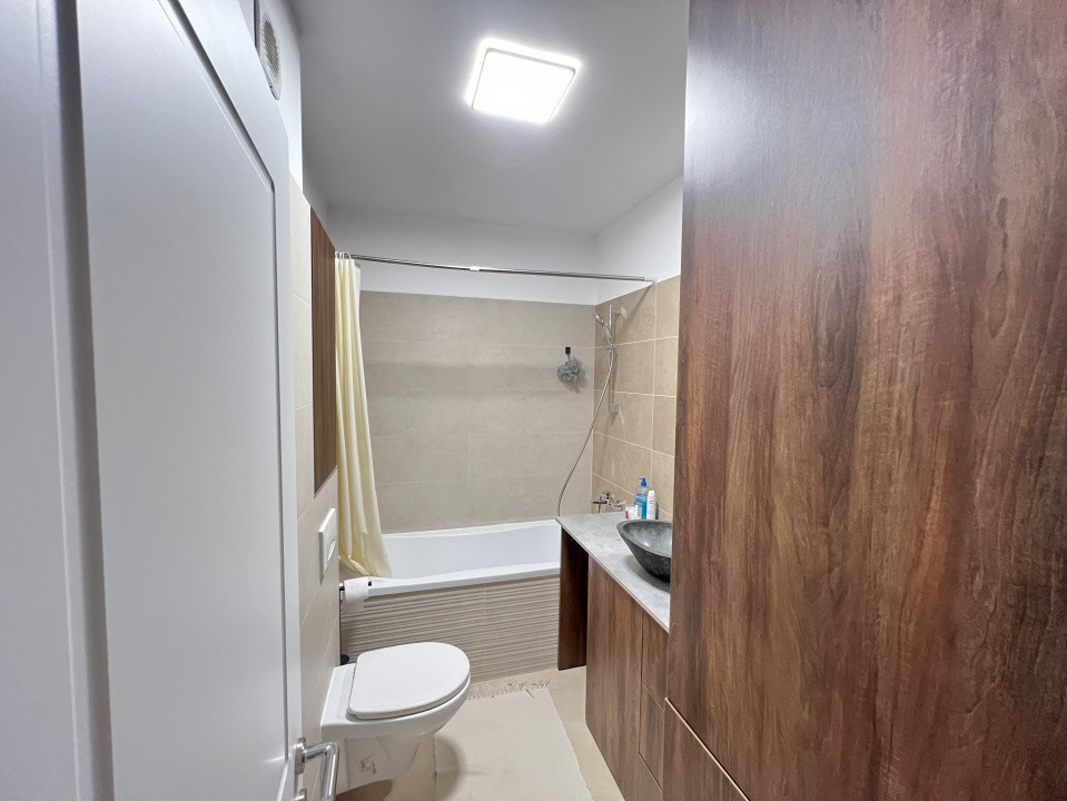 Apartament-2 camere-decomandat-mobilat-utilat-etaj 1-parcare-2 balcoane