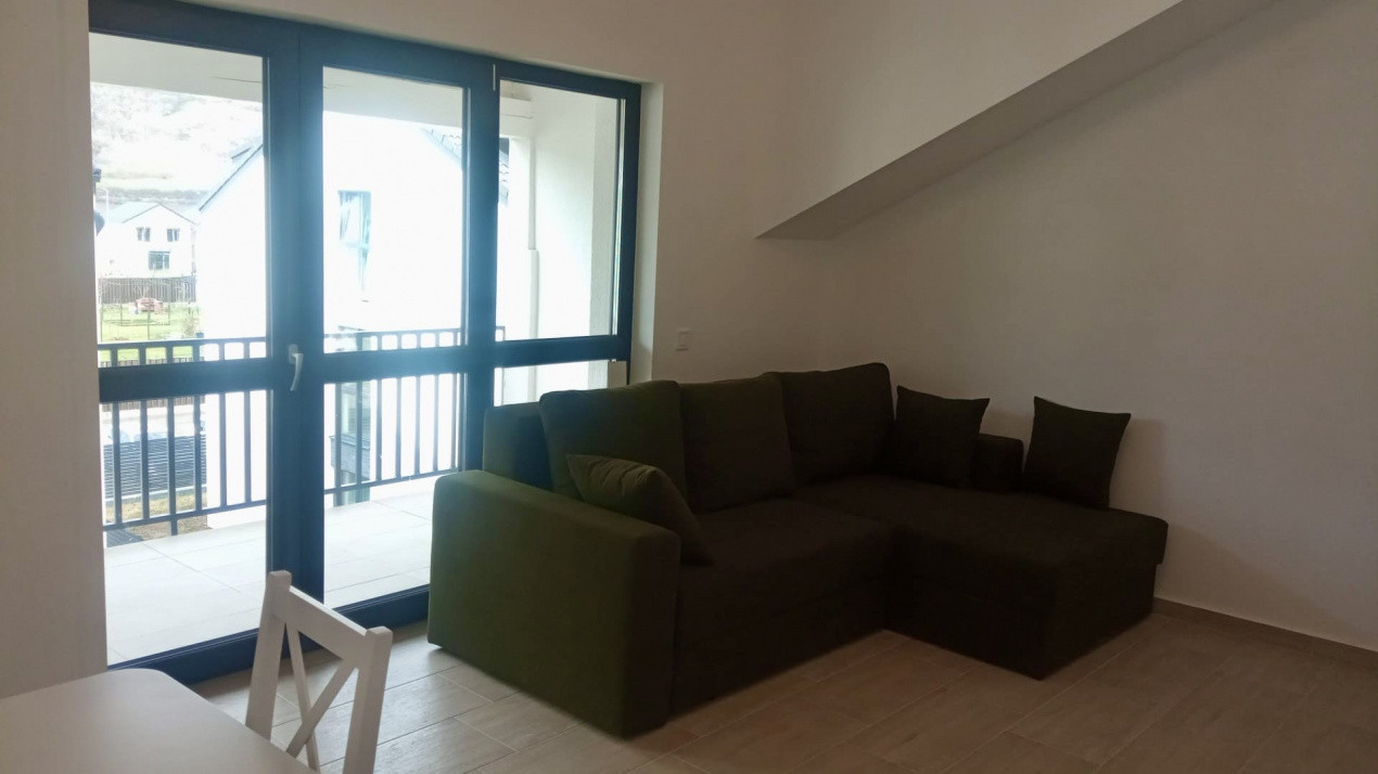 Apartament - 3 Camere -  62mp - Decomandat - Terasa - Parcare - Sanpetru -Brasov