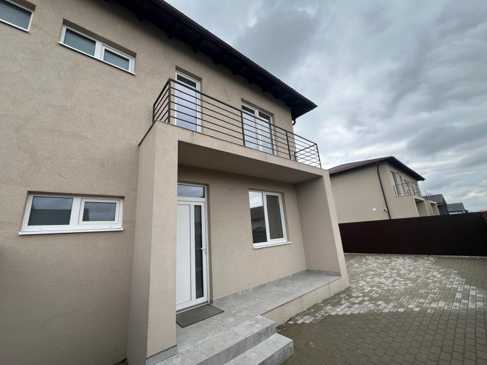 Casa - Duplex - 4 camere - 115mp - Curte 300mp - Utilitati - Sanpetru