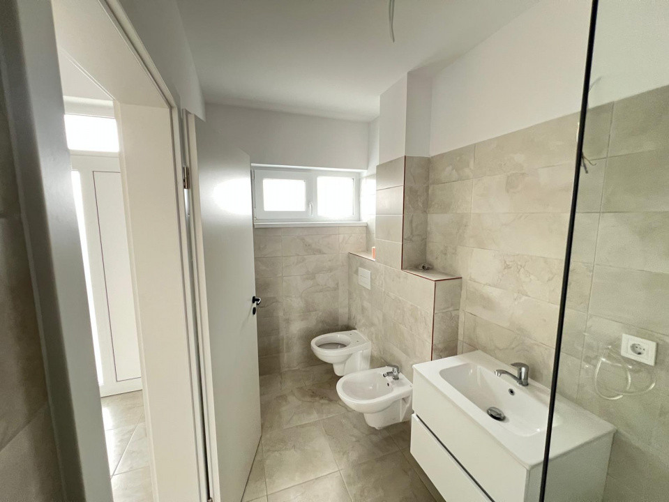 Casa - Duplex - 4 camere - 115mp - Curte 300mp - Utilitati - Sanpetru