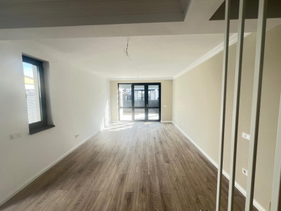 Casa - Duplex - 3 camere - 91mp - Terasa - Curte - Parcare - Sanpetru