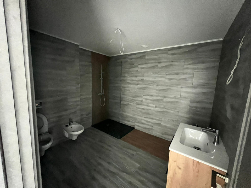 Apartament-3 Camere-Dressing-Mobilat-Utilat-Parcare-etaj 1-Izvor-Tarlungeni