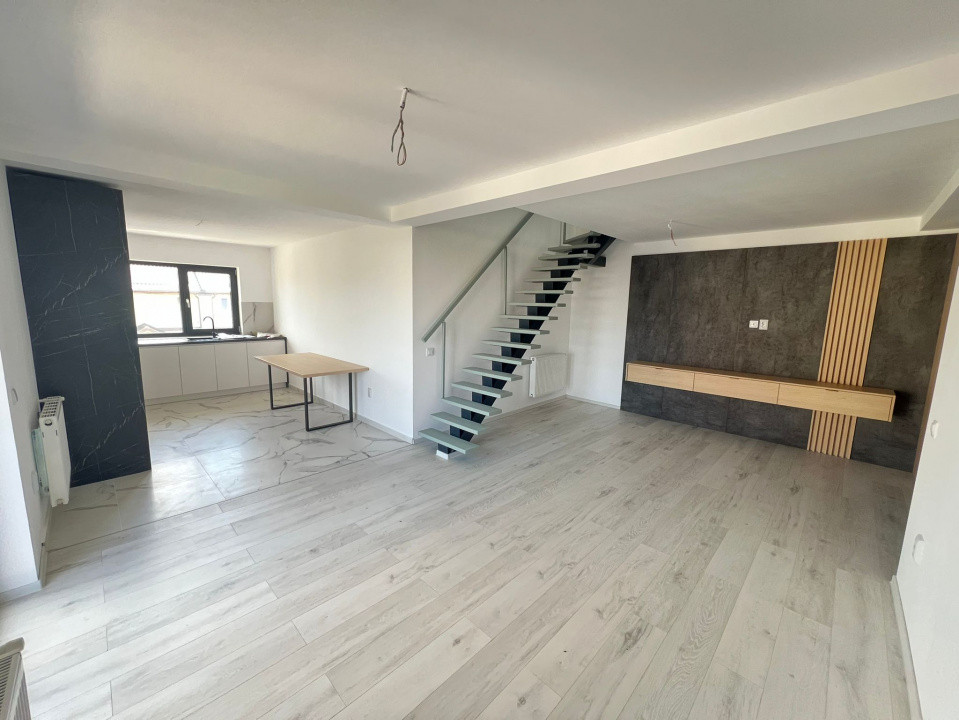 Apartament-4 Camere-Decomandat-Mobilat-Utilat-Parcare-etaj 1-Izvor-Tarlungeni