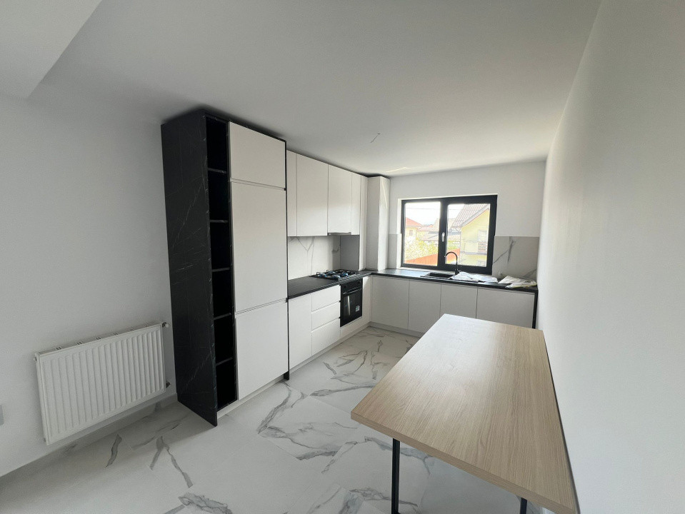 Apartament-4 Camere-Decomandat-Mobilat-Utilat-Parcare-etaj 1-Izvor-Tarlungeni