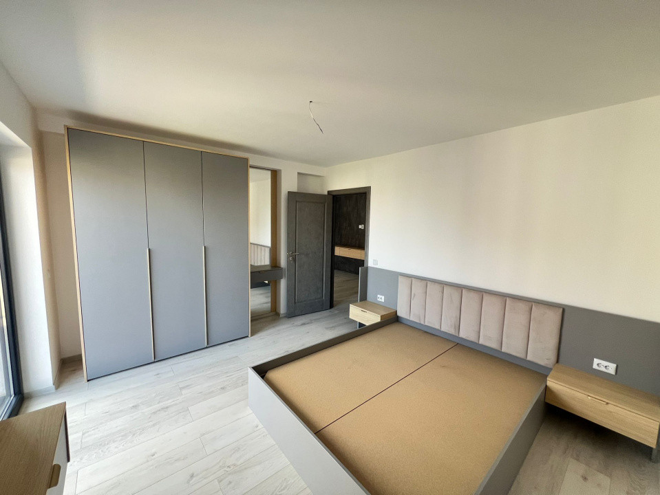 Apartament-4 Camere-Decomandat-Mobilat-Utilat-Parcare-etaj 1-Izvor-Tarlungeni