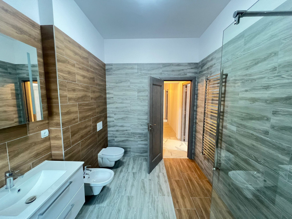 Inchiriere-Apartament-3 Camere-Mobilat-Utilat-Parcare-Parter-Izvor-Tarlungeni