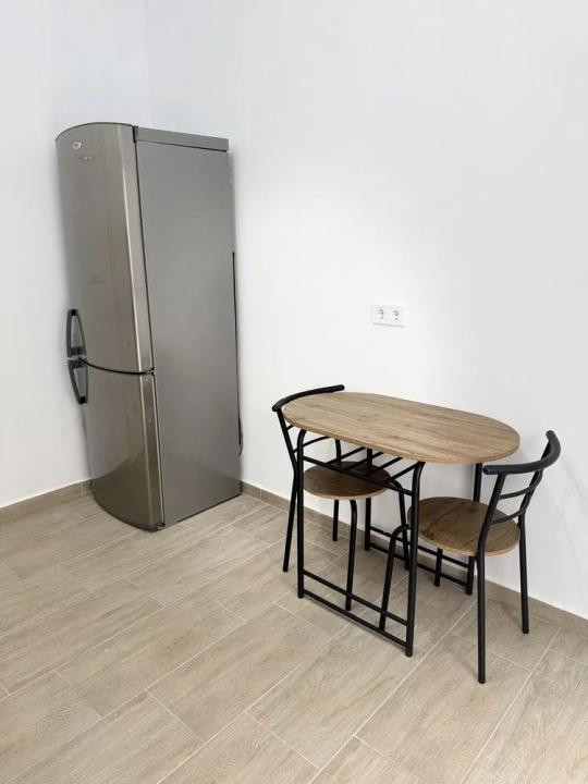 De-Inchiriat-2-Camere-Decomandate-Mobilat-Utilat-Parcare