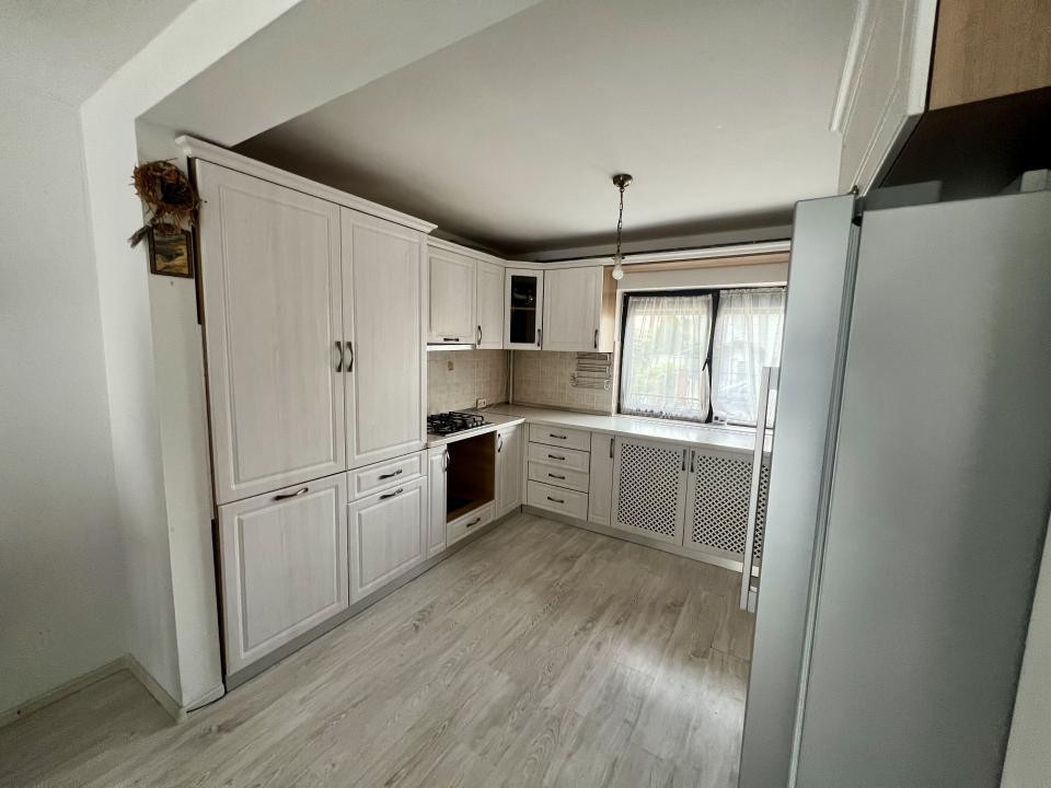 Casa-4 camere-120mp-Utili-250Mp-Teren-Mobilat-Utilat-Sanpetru