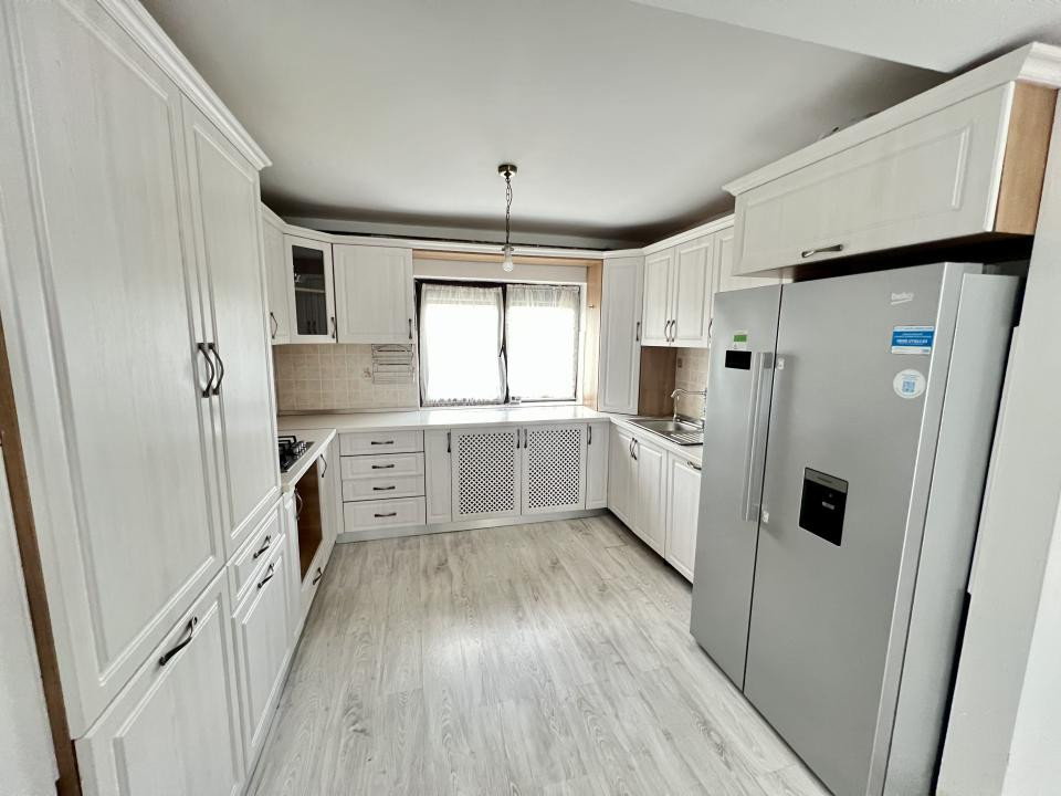 Casa-4 camere-120mp-Utili-250Mp-Teren-Mobilat-Utilat-Sanpetru