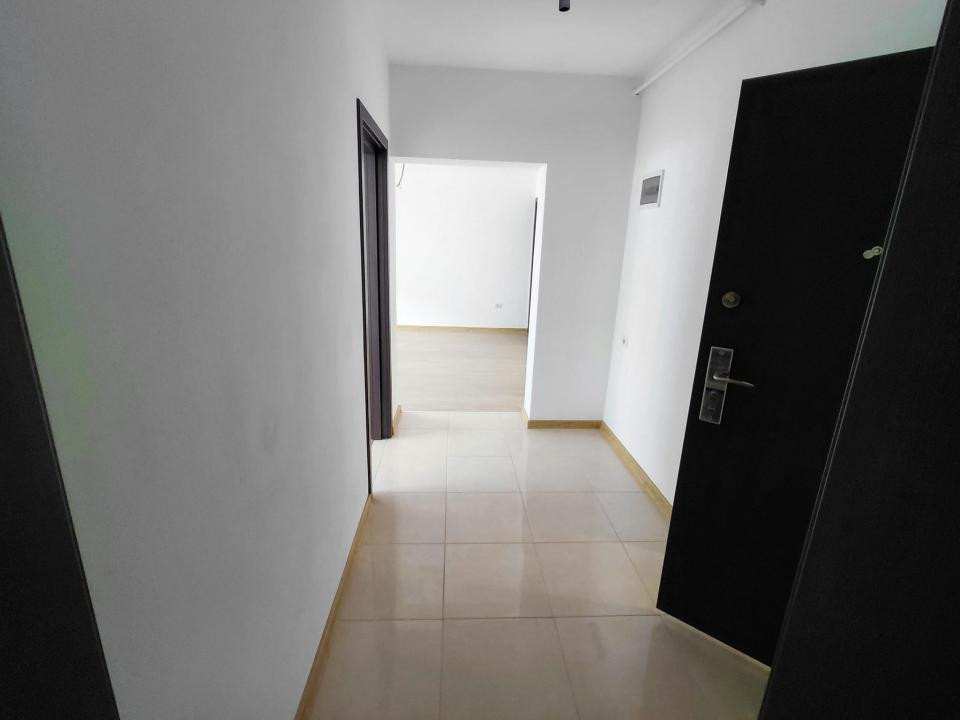 Apartament-2 camere-Studio-50mp-Utili-Etaj 1-Parcare-Balcon-Sanpetru
