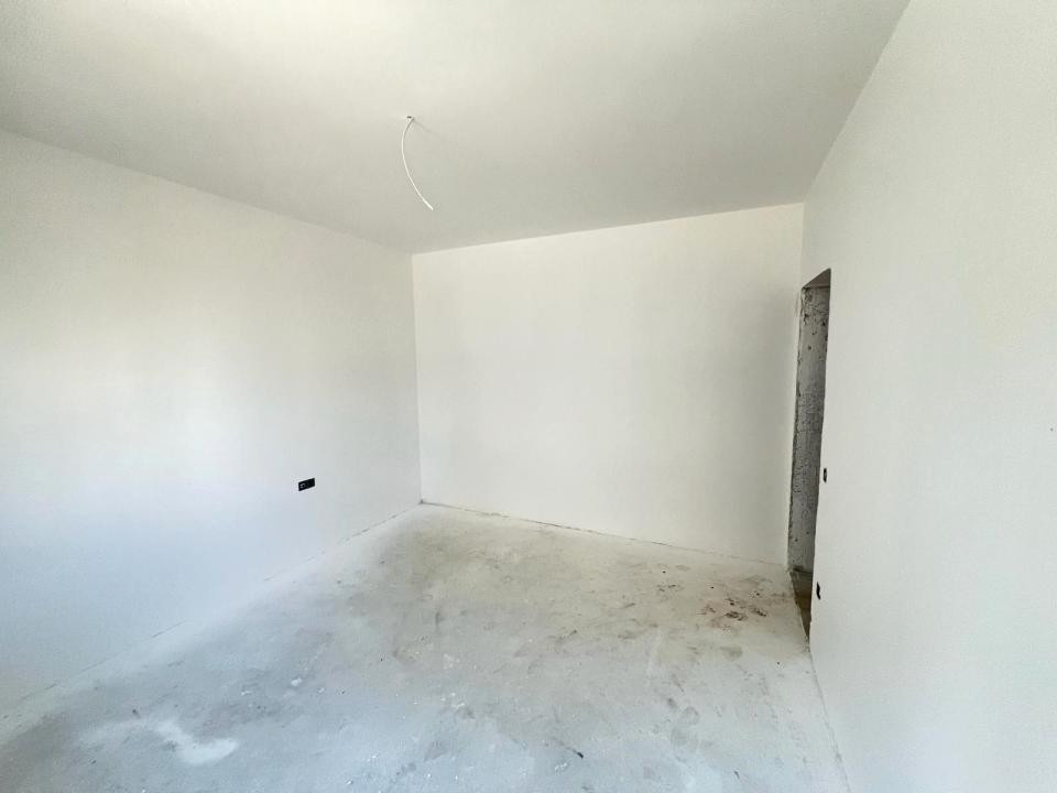 Apartament-3-Camere-Decomandat-73mp-Utili-Balcon-5mp-Parcare-Sanpetru-Residence