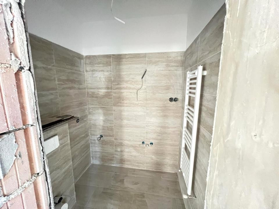 Apartament-3-Camere-Decomandat-73mp-Utili-Balcon-5mp-Parcare-Sanpetru-Residence