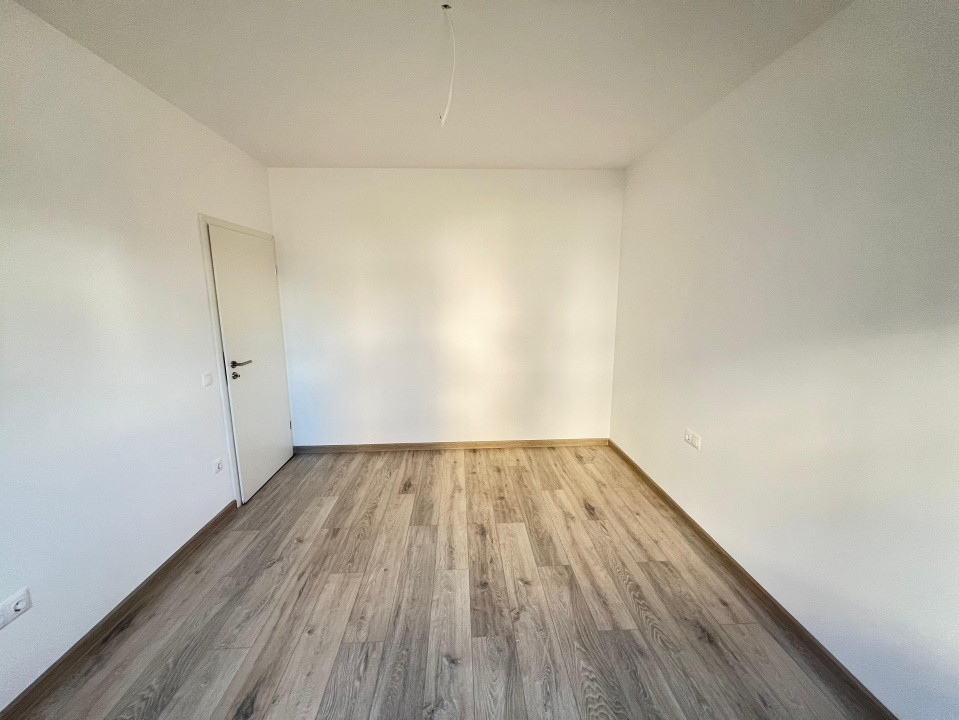 Apartament-3-Camere-Decomandat-73mp-Utili-Balcon-5mp-Parcare-Sanpetru-Residence
