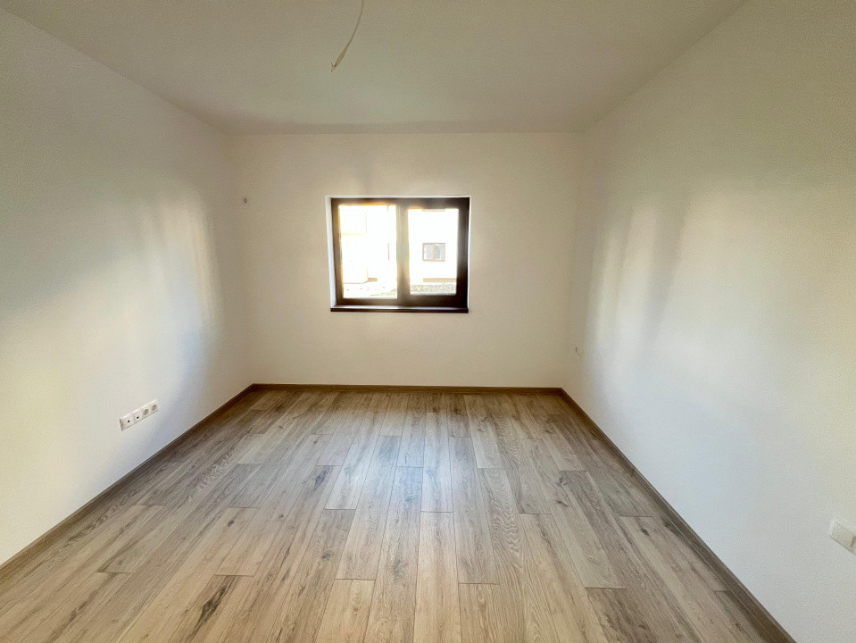 Apartament-3-Camere-Decomandat-73mp-Utili-Balcon-5mp-Parcare-Sanpetru-Residence