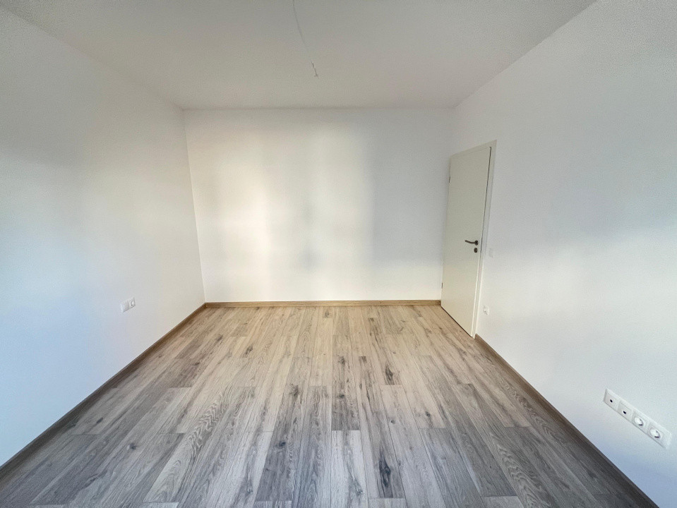 Apartament-3-Camere-Decomandat-73mp-Utili-Balcon-5mp-Parcare-Sanpetru-Residence