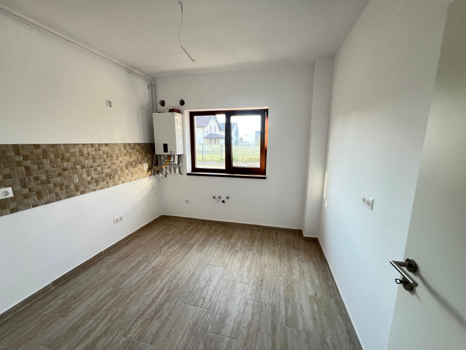 Apartament-3-Camere-Decomandat-73mp-Utili-Balcon-5mp-Parcare-Sanpetru-Residence