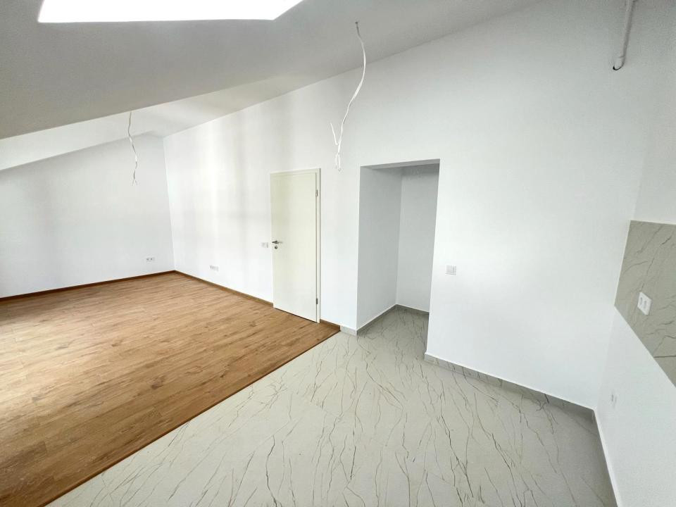 Apartament-3-Camere-62mp-Utili-Balcon-6mp-Parcare-Sanpetru-Roca-Village