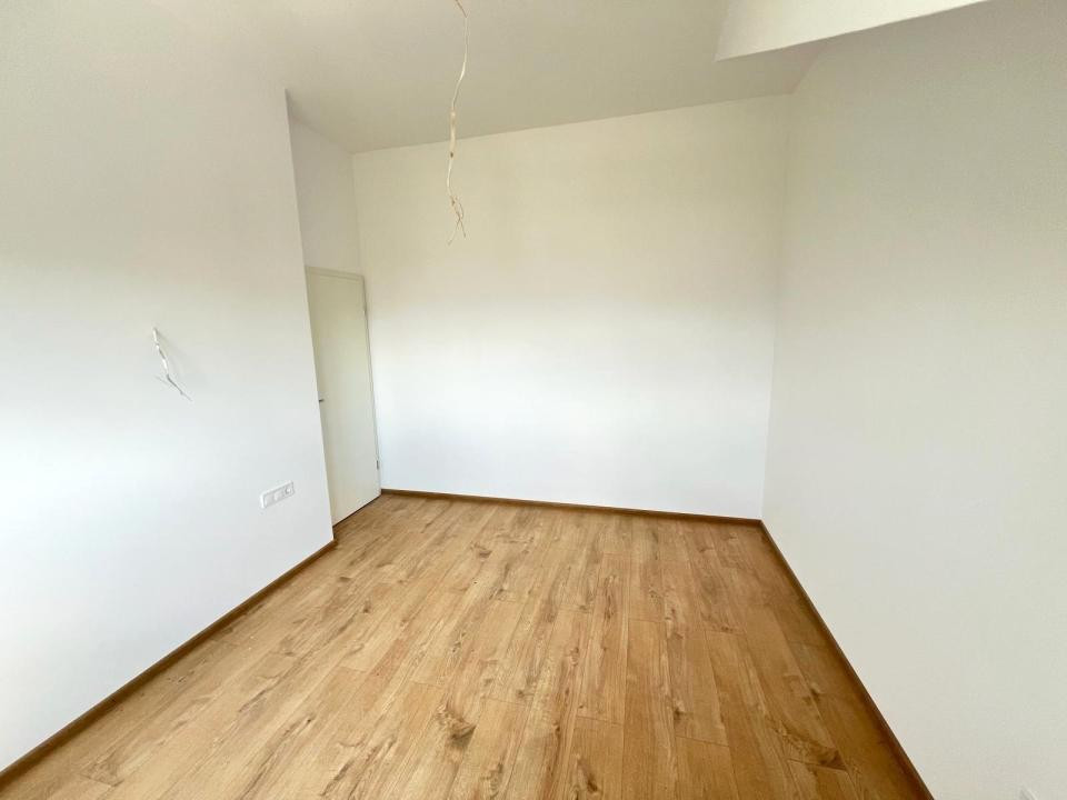 Apartament-3-Camere-62mp-Utili-Balcon-6mp-Parcare-Sanpetru-Roca-Village