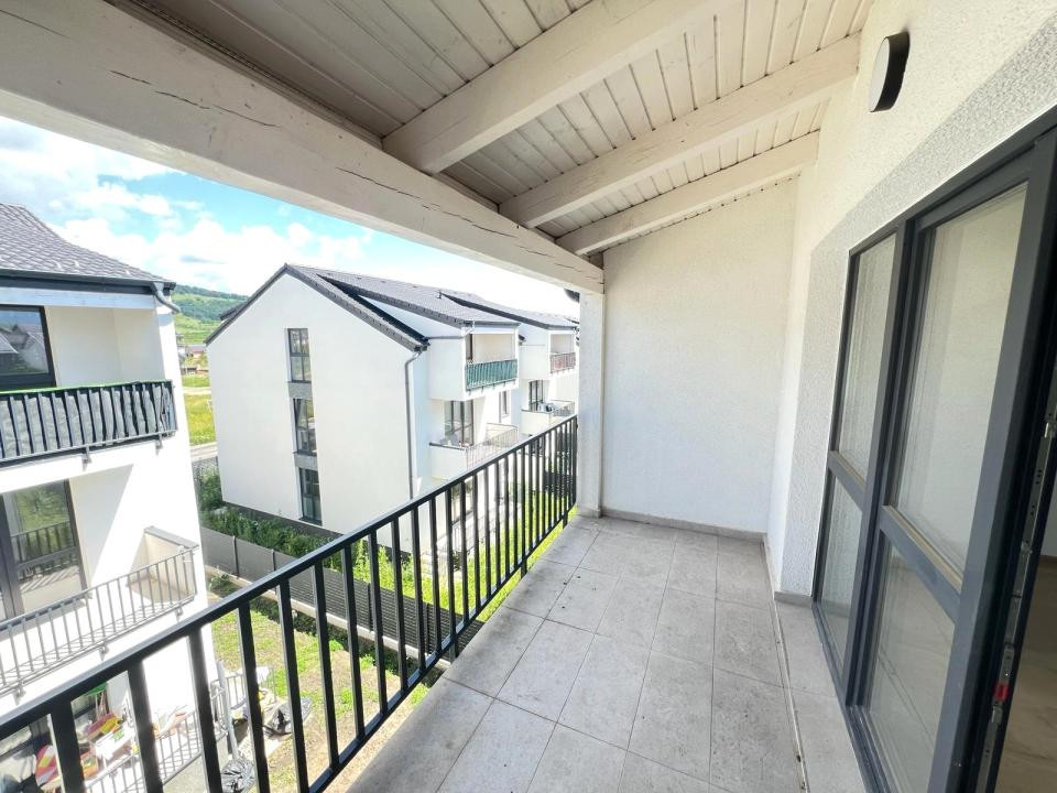 Apartament-3-Camere-62mp-Utili-Balcon-6mp-Parcare-Sanpetru-Roca-Village