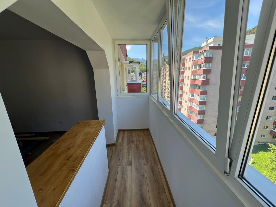 REZERVAT-Apartament-3-Camere-Decomandat-Racadau-Renovat-73mp-Lift