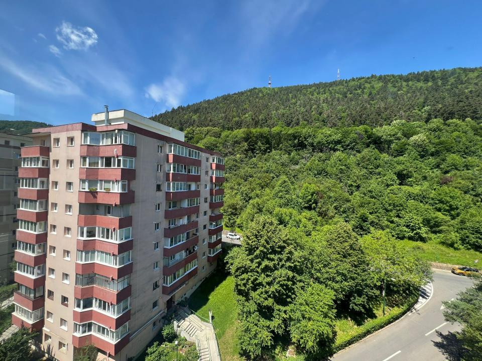 REZERVAT-Apartament-3-Camere-Decomandat-Racadau-Renovat-73mp-Lift