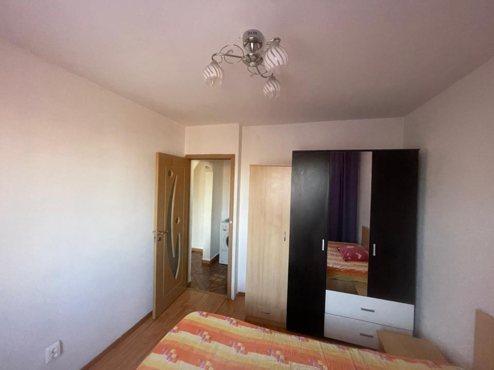 De-Inchiriat-Apartament-2-Camere-Parcare-Tractorul