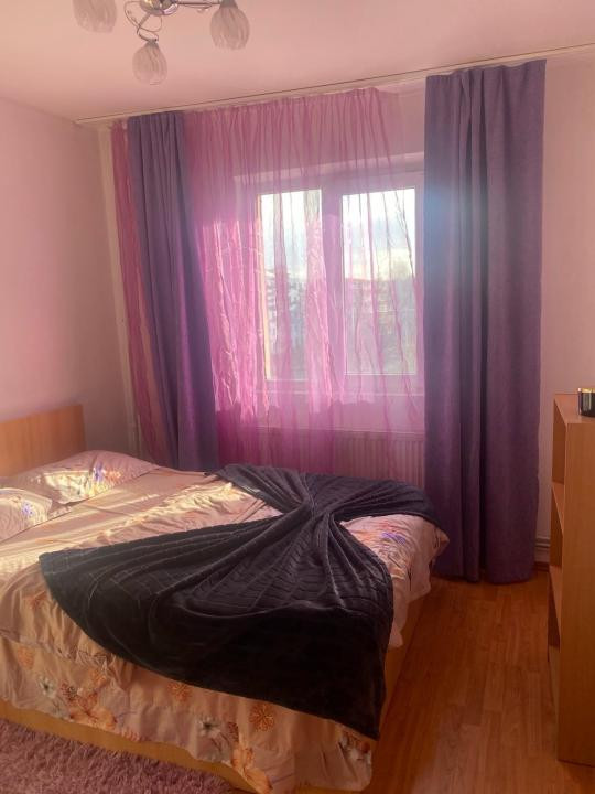 De-Inchiriat-Apartament-2-Camere-Parcare-Tractorul