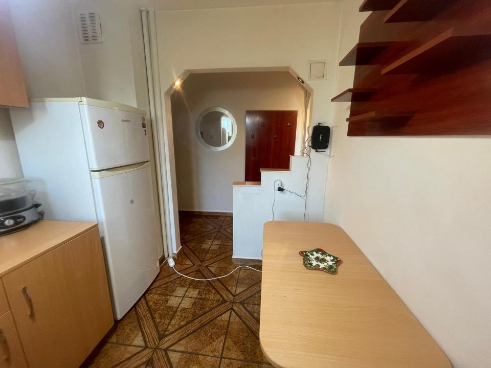 De-Inchiriat-Apartament-2-Camere-Parcare-Tractorul