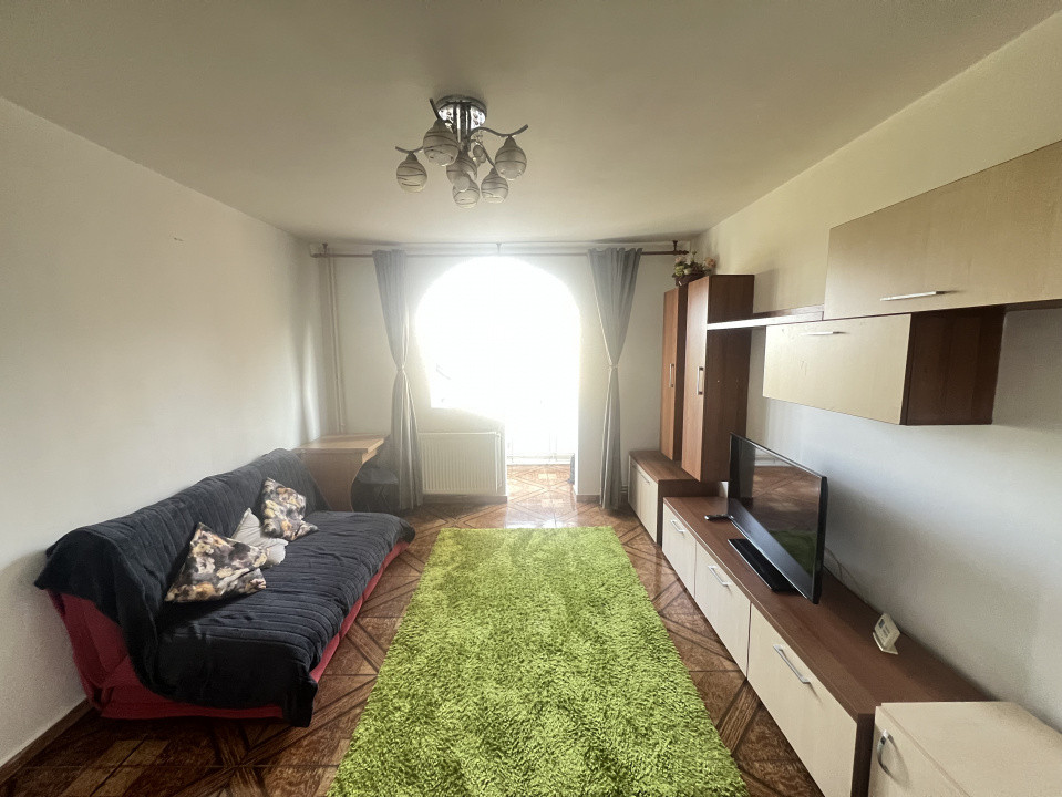 De-Inchiriat-Apartament-2-Camere-Parcare-Tractorul