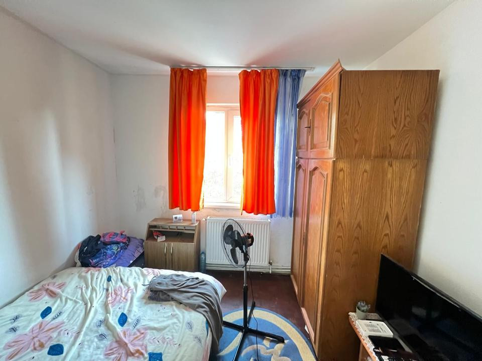 Apartament-2-Camere-Semidecomandat-Etaj 2-Centrala-Termica-Florilor-Brasov