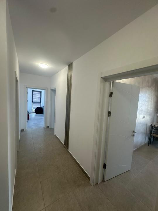 Apartament-2-Camere-Decomandat-Mobilat-Utilat-Curte-Proprie-Parcare