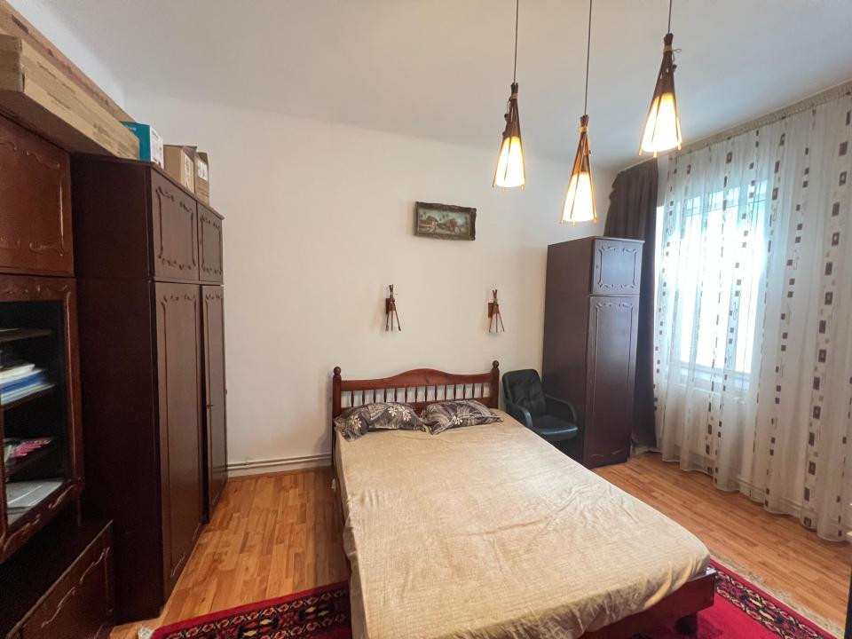 Apartament-2camere-decomandat -mobilat-utilat-centru-civic 