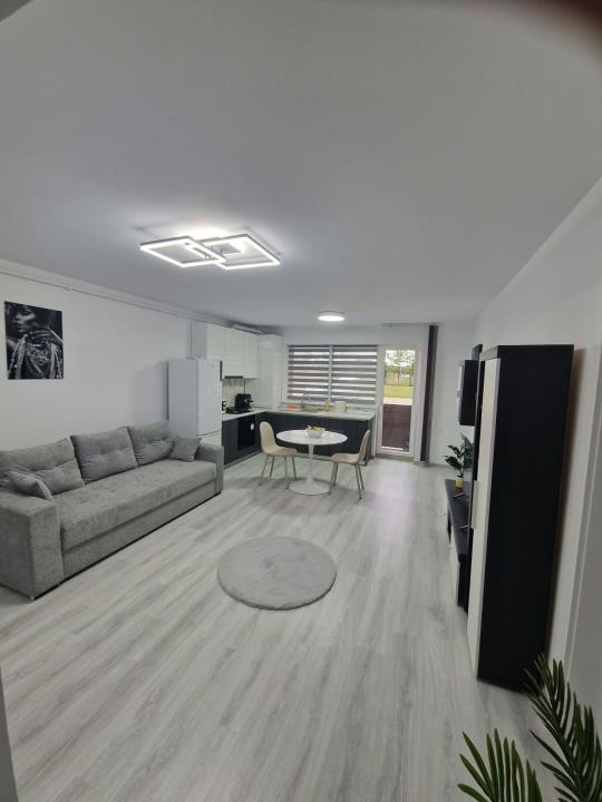 De-Inchiriat-Apartament-Tip-Studio-2-Camere-2-Balcoane-Parcare-Mobilat-Utilat