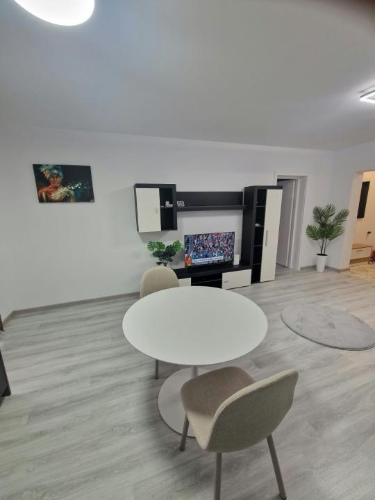 De-Inchiriat-Apartament-Tip-Studio-2-Camere-2-Balcoane-Parcare-Mobilat-Utilat