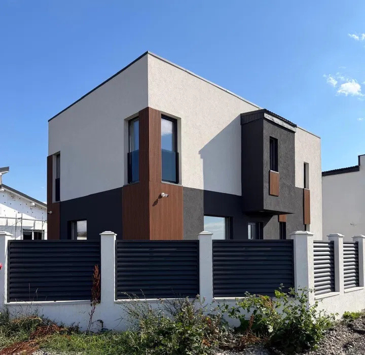 Casa-Vila-4Camere-108mp-Parter-Etaj-Curte-300mp-Incalzire-Pardoseala-Sanpetru