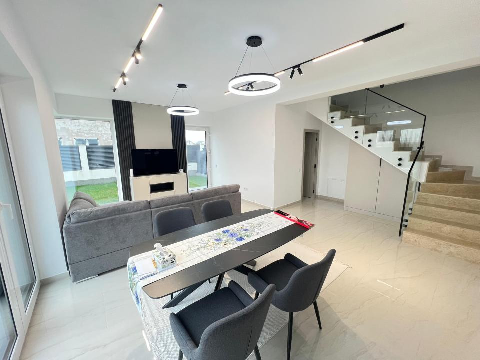 Casa-Duplex-3camere-Mobilata-Utilata-Incalzire-Pardoseala-Sanpetru