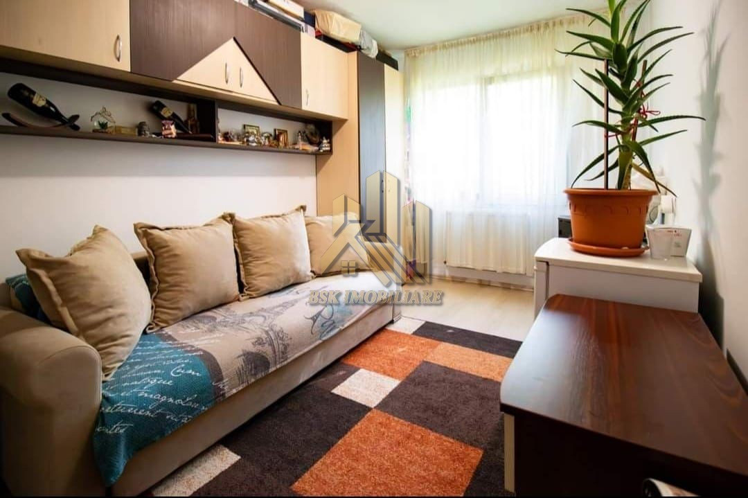 Apartament 3 camere Astra 