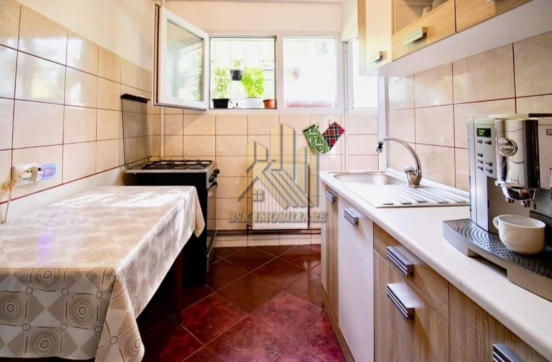 Apartament 3 camere Astra 