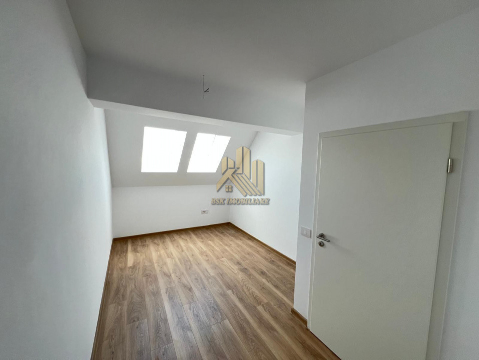 PENTHOUSE 4 CAMERE TRACTORUL COMISION 0