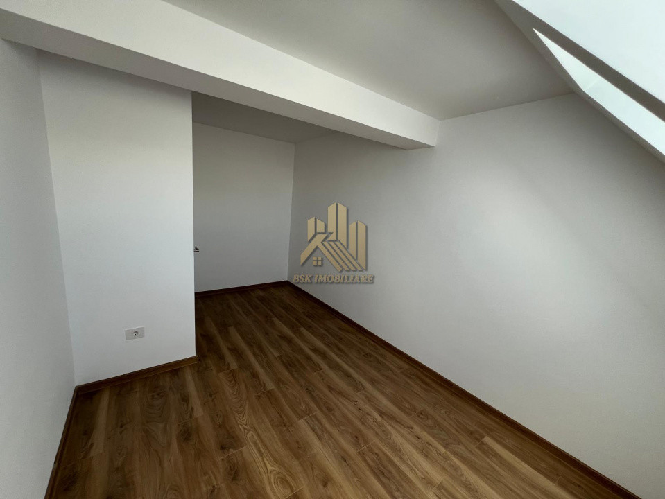 PENTHOUSE 4 CAMERE TRACTORUL COMISION 0